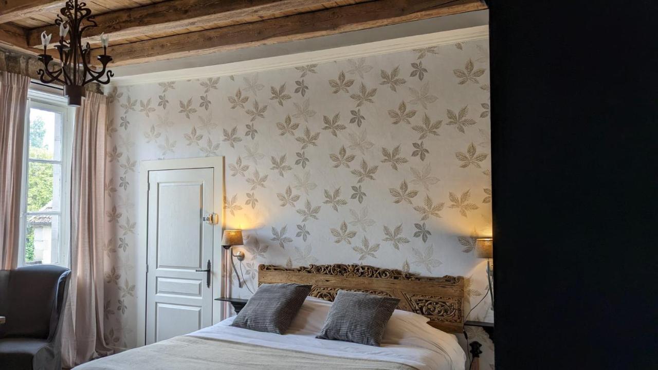 Manoir La Cerise Bed & Breakfast Fougerolles-Saint-Valbert Екстериор снимка