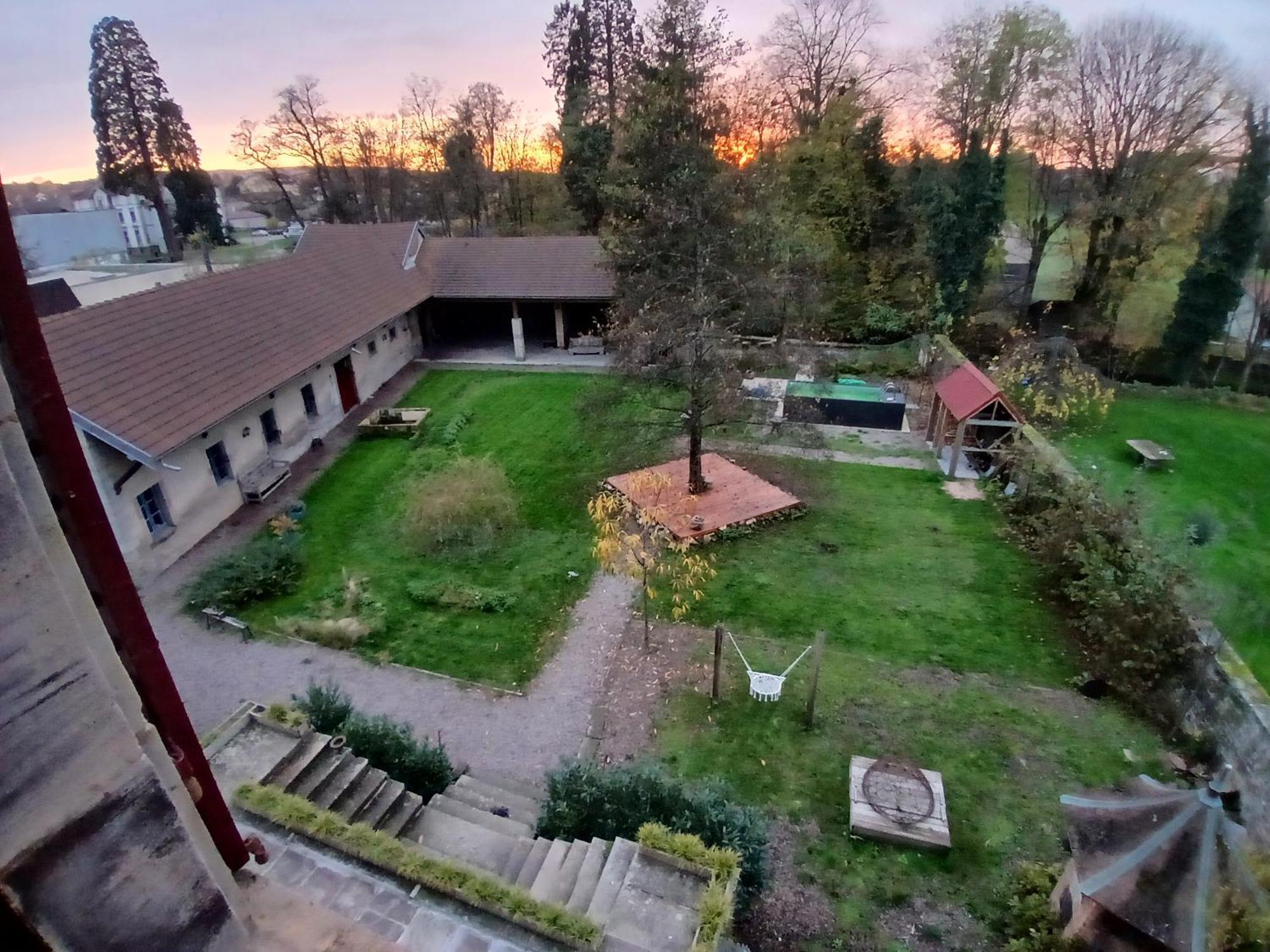 Manoir La Cerise Bed & Breakfast Fougerolles-Saint-Valbert Екстериор снимка